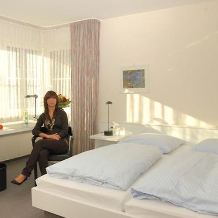 Hotel Am Park Dinslaken Esterno foto