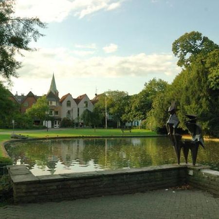 Hotel Am Park Dinslaken Esterno foto